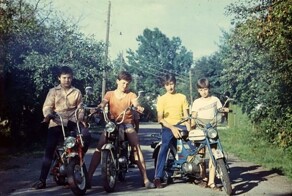 5 легендарных мопедов СССР, о которых мечтал каждый школьник