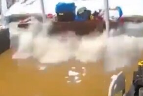 В Нью-Джерси волна проломила стену здания и чуть не унесла человека