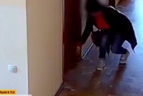 Черная магия по-украински: чиновница рассыпала "мертвую" землю в горсовете для наведения порчи