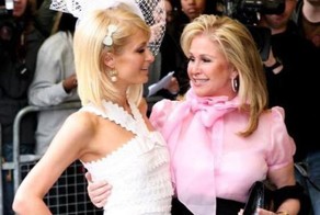 Знаменитости с мамами (33 фото)