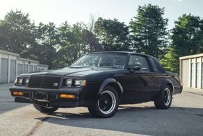 Редкий маслкар Buick GNX 1987 года, проехавший менее 2 тысяч километров, выставили на торги