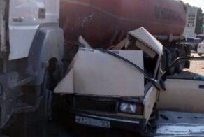 Авария дня. Водитель и пассажир "Жигулей" погибли в Ростовской области