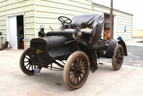 Дерево, медные трубки и запах машинного масла: Cadillac 1906 года, надолго забытый в сарае