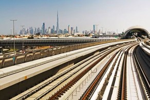 Дубайское метро без машиниста (22 фото)