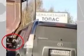 Пистолет как аргумент: обочечник, которого не пропустили на Мурманском шоссе, достал оружие