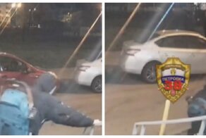 Россиянин пытался уйти от ответственности верхом на детской коляске и попал на видео