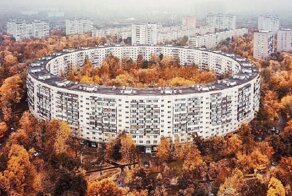 Дом-бублик - памятник советского брутализма
