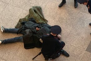 В «Домодедово» сотрудники ГБР не оценили шутку подвыпившего пассажира