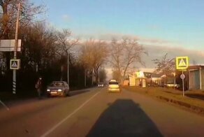 Водитель отвлекся от дороги и сбил пешехода в Брянске