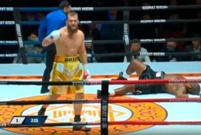 "Это же как с краповым беретом!": зрители турнира в Грозном удивились странному нокауту