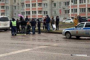 В Подмосковье 16-летний парень на угнанной машине сбил женщину с ребенком