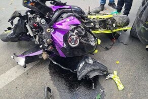 Авария дня. Мотоблогер попал в серьезное ДТП в Геленджике