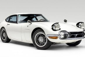 Редкая Toyota 2000GT 1968 года выпуска продалась за 850.000 долларов