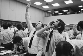 Компания State Street решила сократить число белых мужчин на руководящих должностях