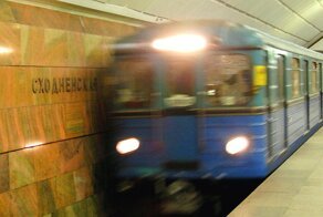 Как себя вести в случае падения с платформы на рельсы в метро