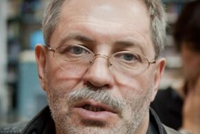"Два удара по башке — обездвижил и уколол!": вице-президент "Роснефти" высказался о вакцинации, назвав россиян баранами