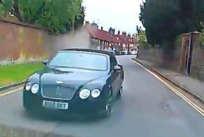 Классная тачка, чувак! Гонки неумелых водителей на общественных дорогах