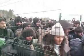 Польские пограничники открыли огонь по мигрантам