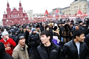 Джон нашел дракулу но ему нужно найти способ заглянуть в его ноутбук