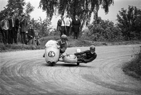 Оцифрованная память: Европа 50-70 годов прошлого века глазами фотографа любителя