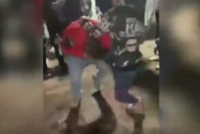 "Приходи один, мы тоже одни придем": в драке из-за девушки подростка-инвалида избила толпа сверстников