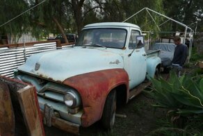 Ford F-100 1955 года, ранее принадлежавший Патрику Суэйзи, выставлен на продажу