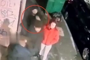 В Краснодаре мигрант пырнул в шею охранника ночного клуба