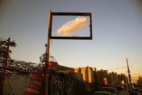 Уличный фотограф из Нью-Йорка коллекционирует любопытные совпадения