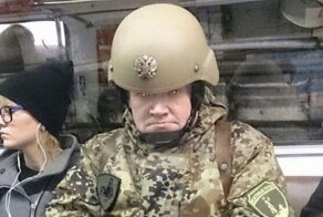 «Киборг Иван» из петербургского метро рассмешил иностранцев