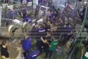 На заводе «Экоокна» в Бужаниново из-за "серой" зарплаты мигранты устроили массовую драку
