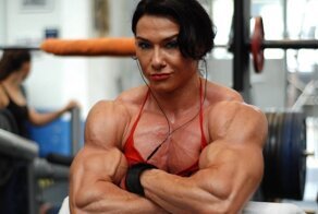 Я те сама вдую: и слона на скаку остановят и хобот ему оторвут