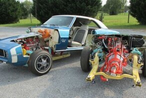 Уникальный рекламный образец Chevrolet Camaro, у которого два передка и два мотора