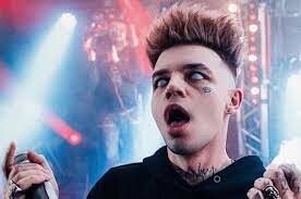 Ещё одного российского рэпера оштрафовали за пропаганду наркотиков