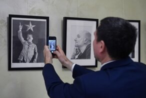 Выставка работ Виктора Бута - "самого опасного человека на Земле"