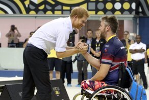 Принц Гарри посоветовал без сожалений бросать нелюбимую работу и стал объектом хейтерских атак