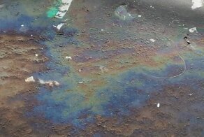 В Геленджике обнаружили нефтяное пятно в море