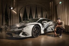 Итальянский художник превратил Lamborghini Huracan EVO в произведение искусства
