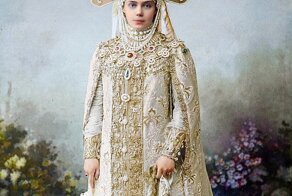 Сотрудники Эрмитажа нашли в платье дочери Александра III конфетку