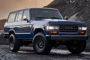 Шикарный и мощный рестомод на базе 33-летнего Toyota Land Cruiser