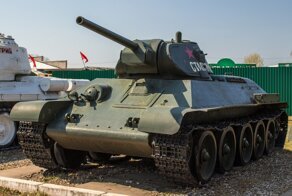 Афганцы о России: девушки гуляют по улице раздетые, а мужчины с детских лет пьют водку