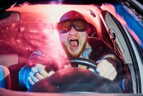 Водитель фургона от души 