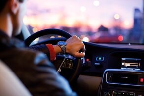 Госдума ввела уголовное наказание для лихачей на дорогах