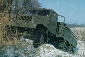 Praga V3S — легендарный чешский грузовик с «обрубленным» капотом