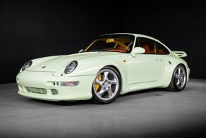 Уникальный Porsche с очень ярким салоном, принадлежавший премьер-министру Кувейта