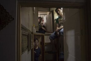 Как живут гонконгцы в своих "квартирах-гробах"