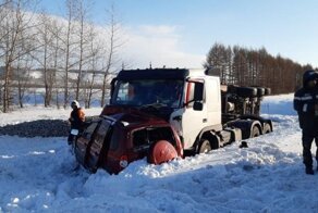 Авария дня. Смертельное столкновение Chevrolet Niva и тягача в Башкирии