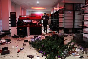 Полный жаппай тэртипсиздик, или Последние дни мародеров в Казахстане