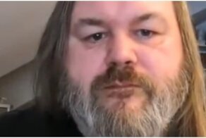 Попробуй не трясти головой под метал