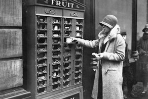 Удивительные торговые автоматы 1920-1960-х годов