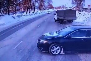 Авария дня. Столкновение трёх автомобилей в Соликамске